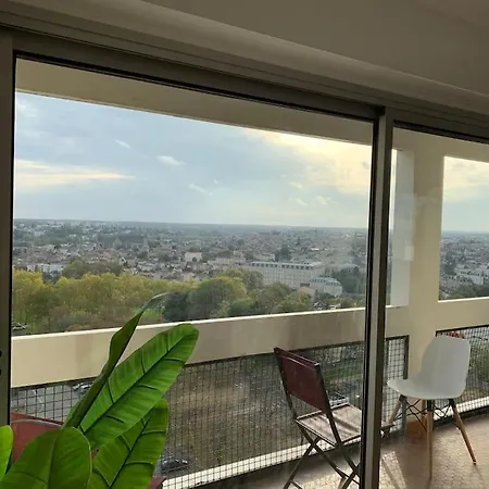 Appartement Refait A Neuf Avec Vue Sur La Ville Poitiers Extérieur photo